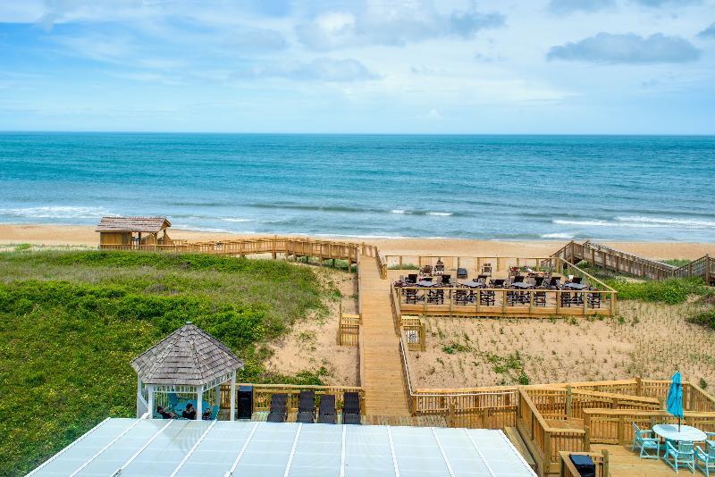 Ramada Plaza By Wyndham Nags Head Oceanfront Hotel Kill Devil Hills Exterior photo